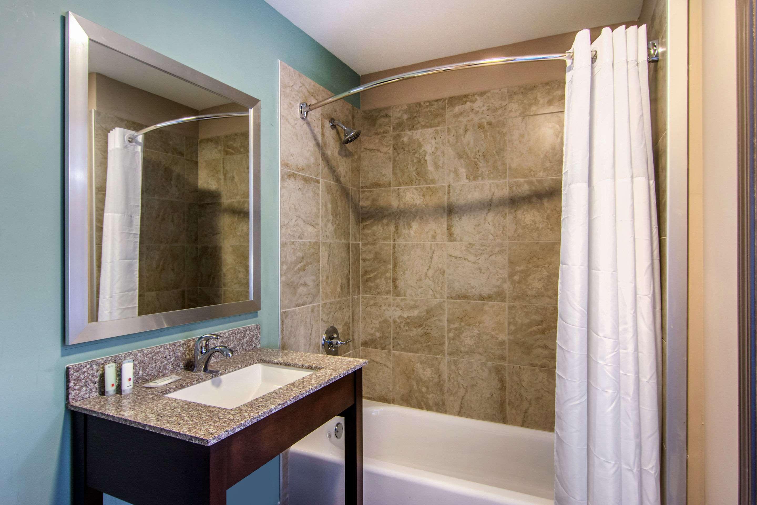 Clarion & Downtown Hotel Atlanta