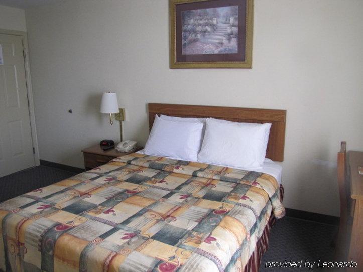 Clarion & Downtown 3*