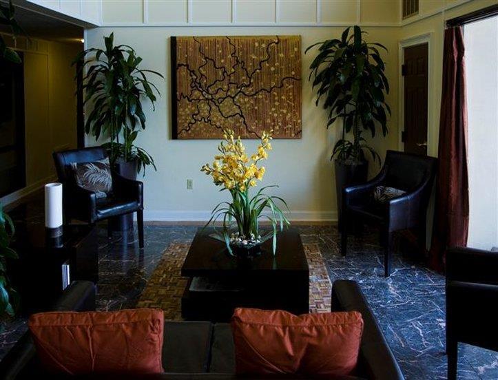 Clarion & Downtown Hotel